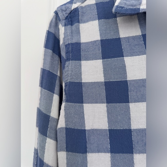 Aerie blue and silver gingham button down shirt size XS - Picture 3 of 10